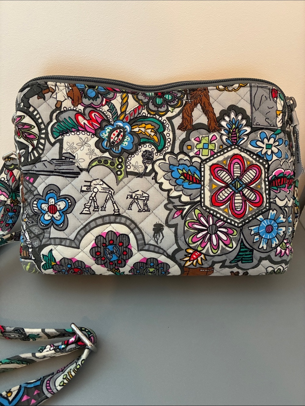 Vera bradley Disney Star wars crossbody - Picture 5 of 5